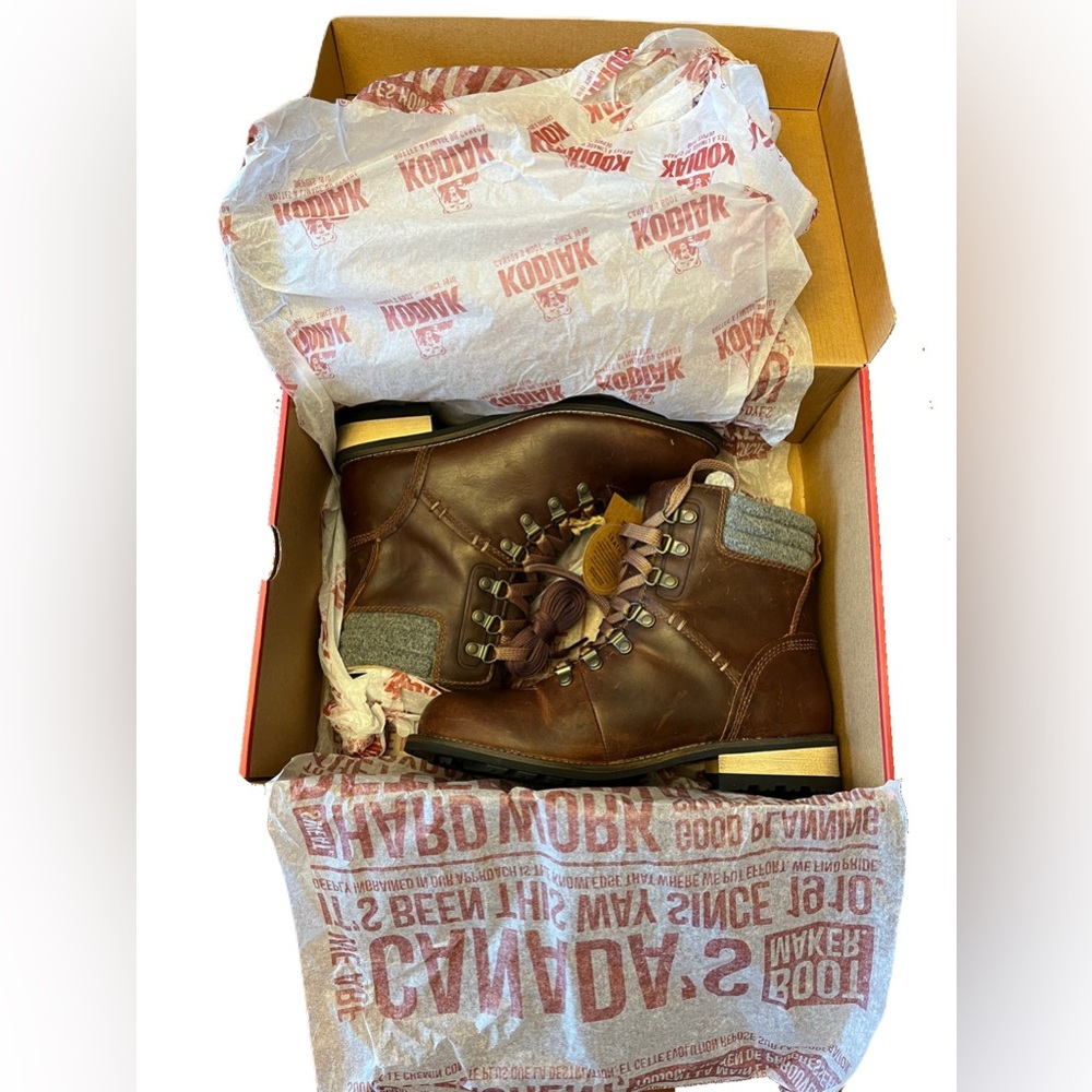 Kodiak women’s 7.5 leather insulated hiking boots, brown